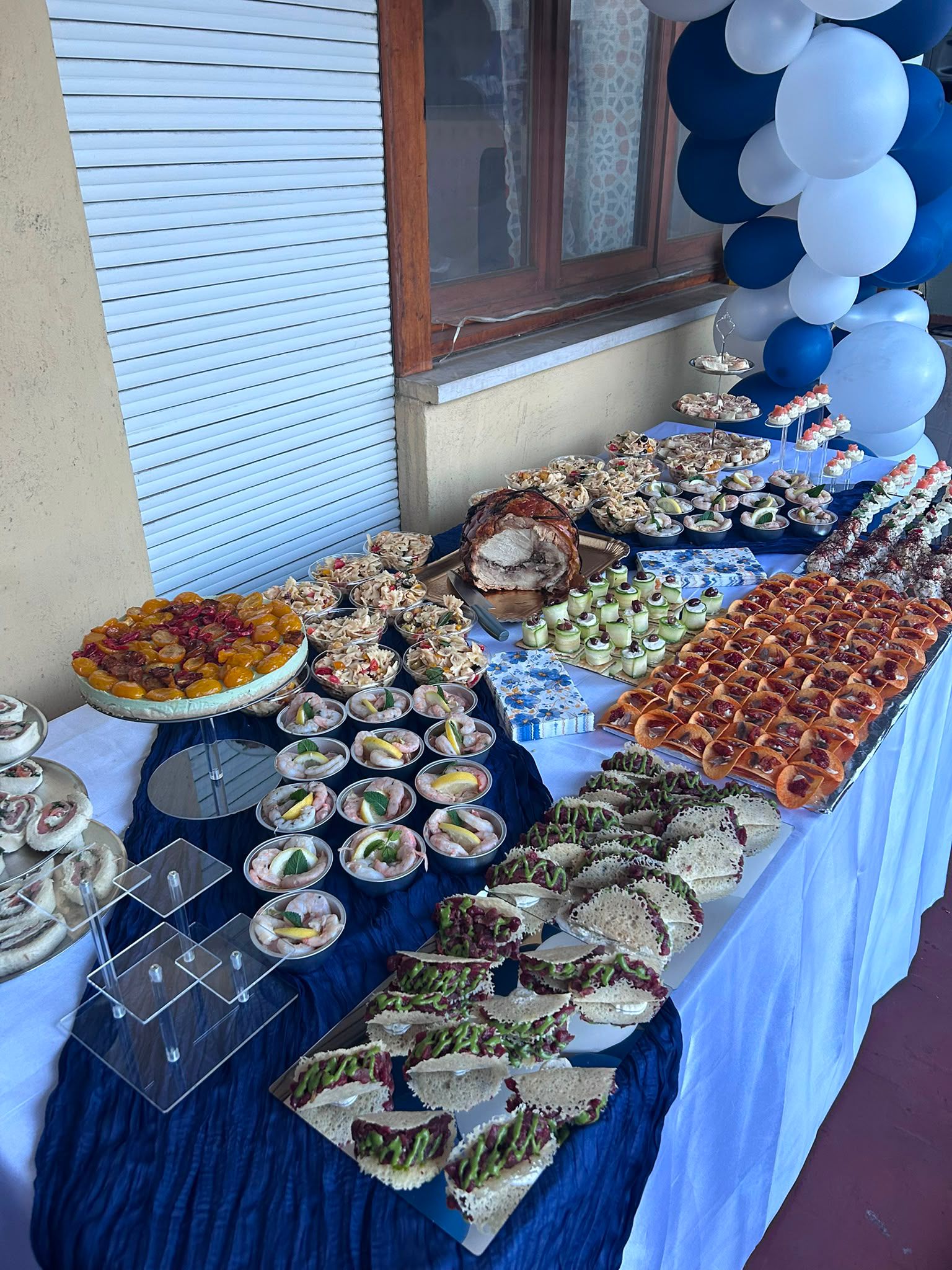 Party con buffet e palloncini